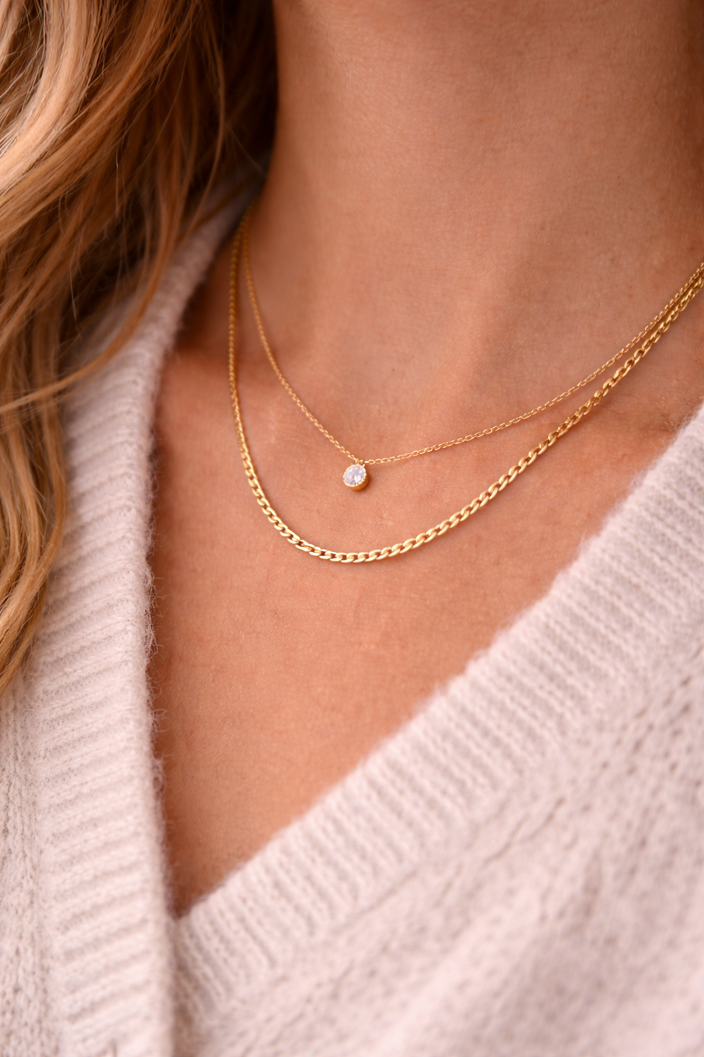 Guld halskæde: Et stilrent valg til din daglige garderobe